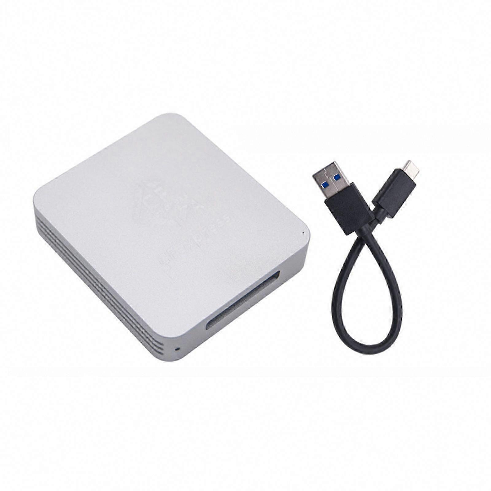 10Gbps USB 3.1 CFExpress Card Reader CFe CFE-B / CFE-A Memory Card Reader Aluminum Case Efficient Heat Dissipation
