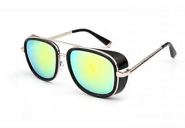 Smart stylish sunglasses Guld