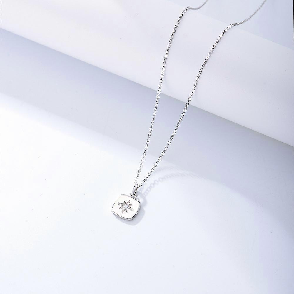 Simple and versatile eight pointed star square pendant collarbone necklace