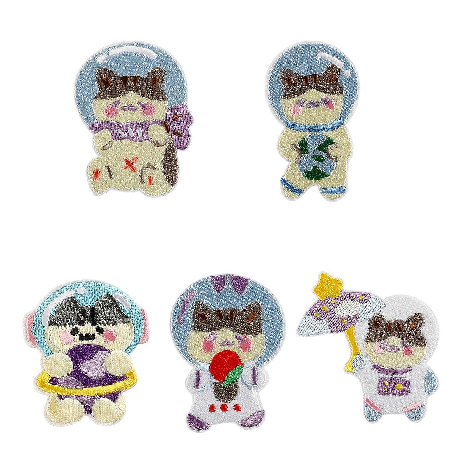 5 Pcs Cartoon Cats Iron On Patches Applique Patches Astronaut Badges Patches Embroidery Patches for Clothes Decoration Multicolor