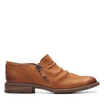 Clarks Adult Womens Camzin Pace Ankle & Booties Boots