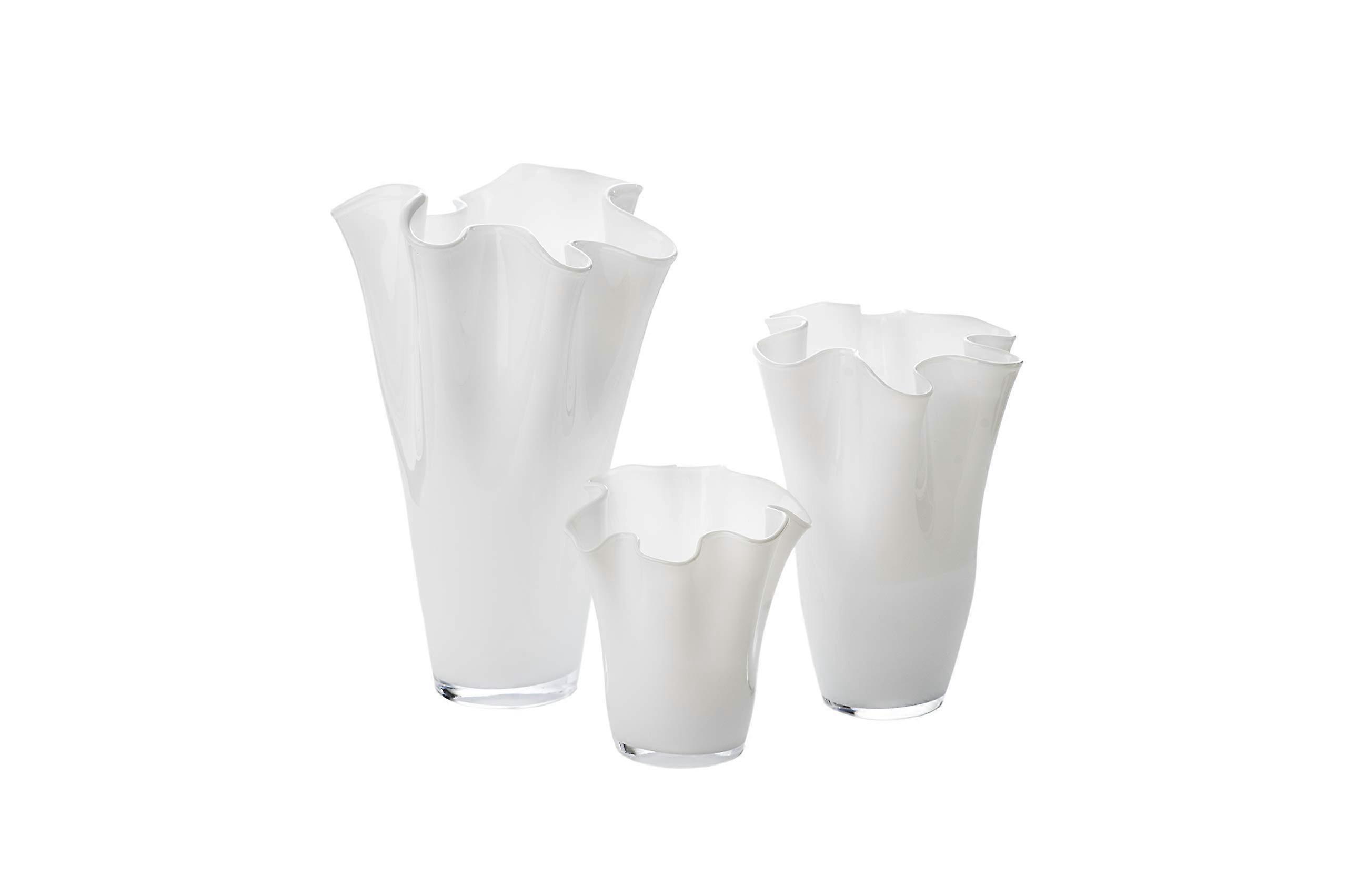 White Small Ruffle Vase for Home Decor Small Size