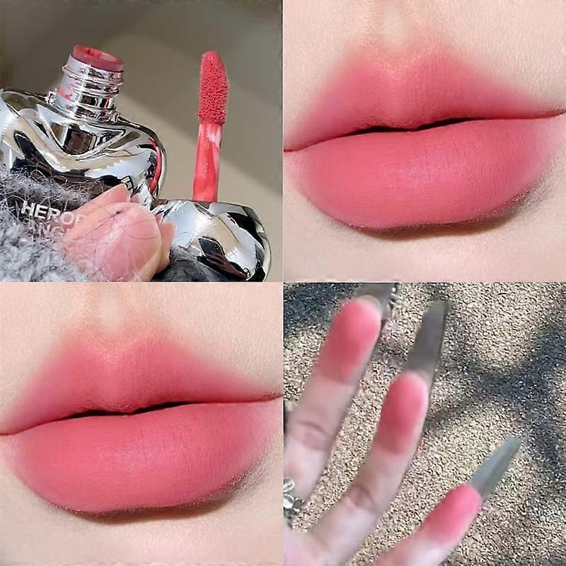 Heart-shaped moisturizing lip gloss with a matte finish that's not drying, brightens the complexion, and provides vibrant color. Can be used