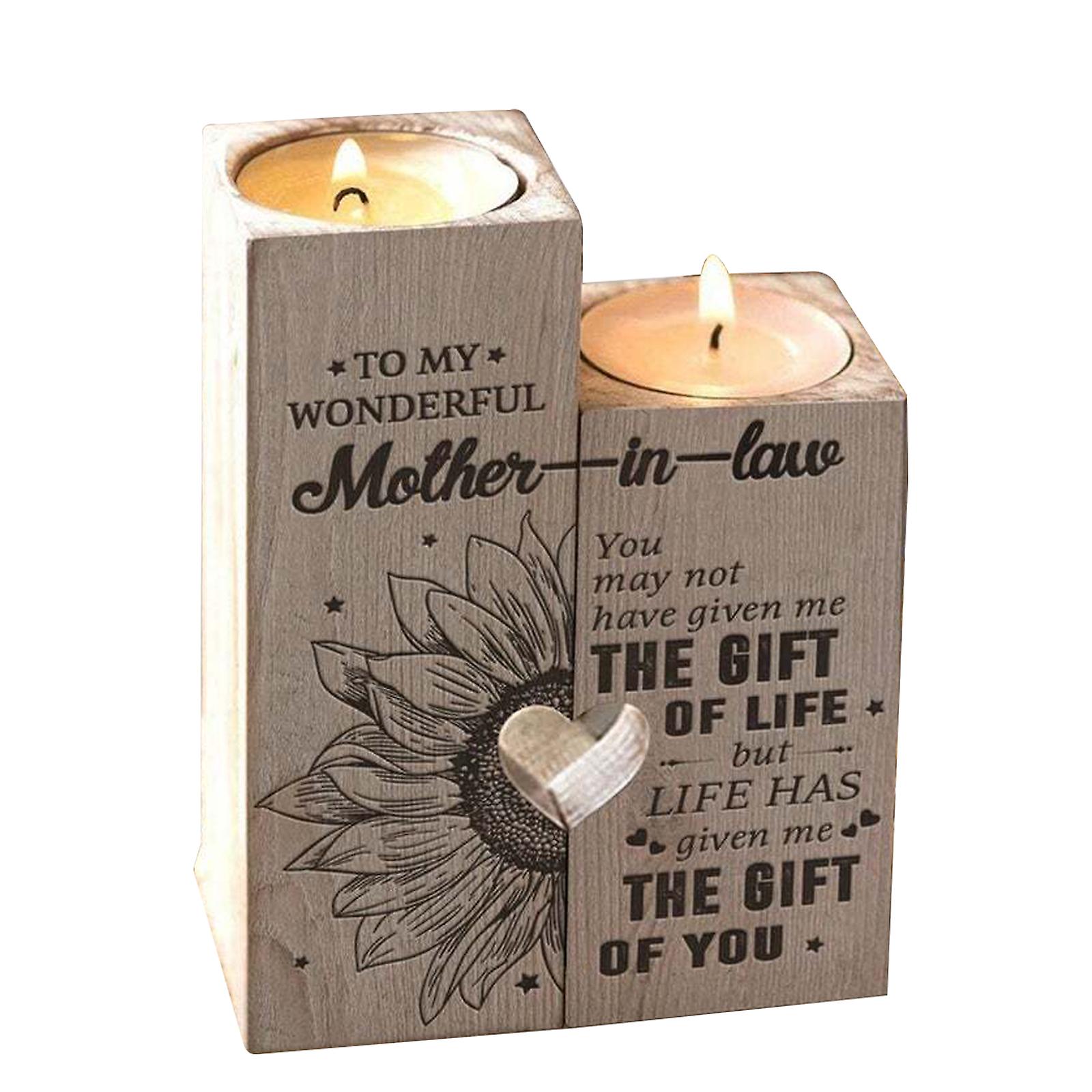 Lysestake i tre, hjerteformede bursdagsgaver til venner