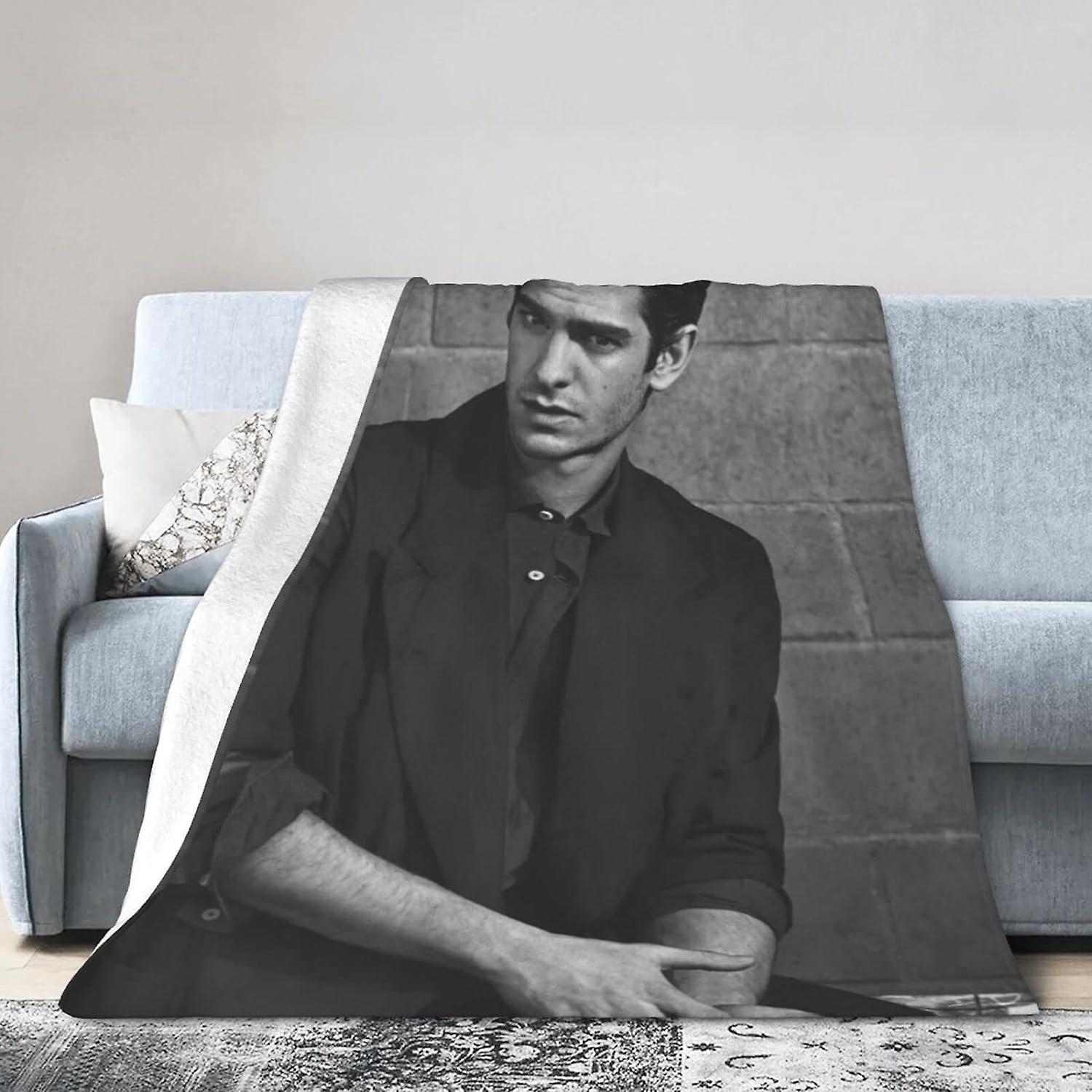 Andrew Actor Garfield Fleece Throw Blanket Lightweight Plush Fluffy Warm Soft Cozy Blankets Air Conditioner Blanket Perfect For Bed Sofa ABD17055