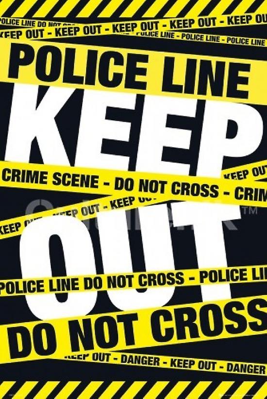 доктор калм. Keep out игра. Keep the line. Keep calm and южный парк. Red line crossed.