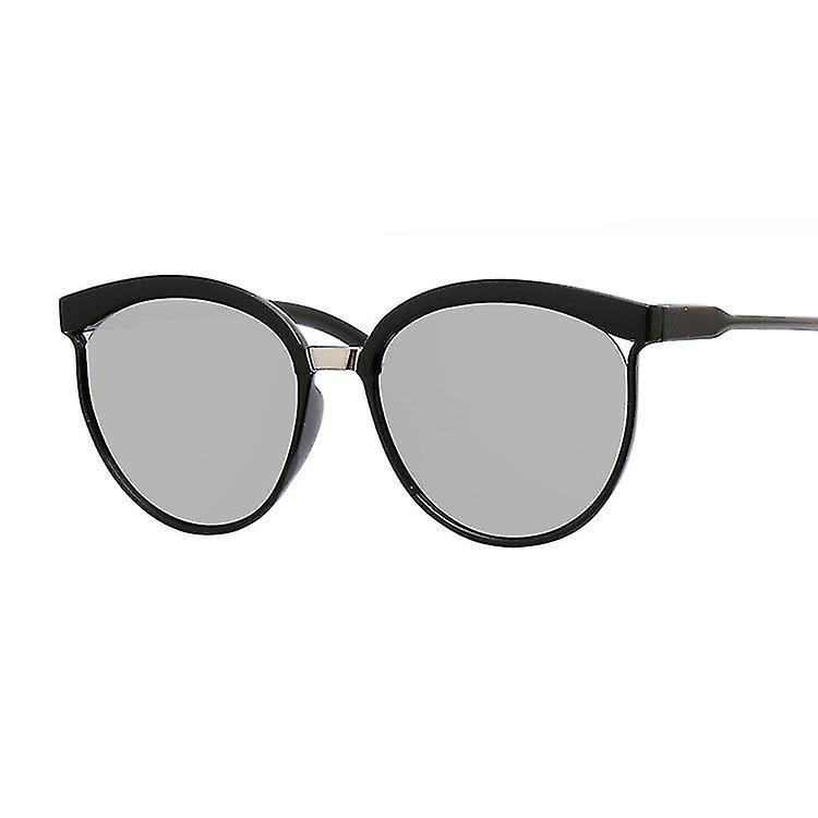黒猫の目のサングラスの女性のための贅沢なアイウェアの黒いレトロな女性のサングラスミラー円形の猫眼鏡