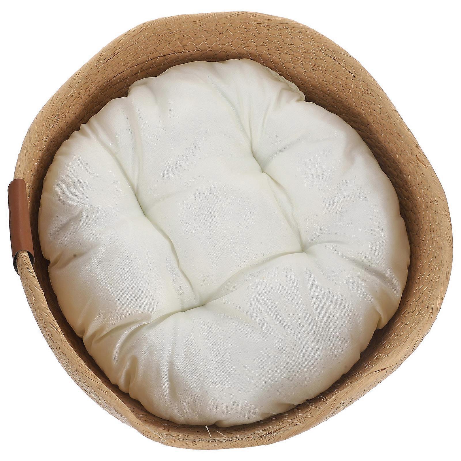 Cat Bed in Basket Structure, Stylish Pet Sleeping Area, Combines Durability and Comfort