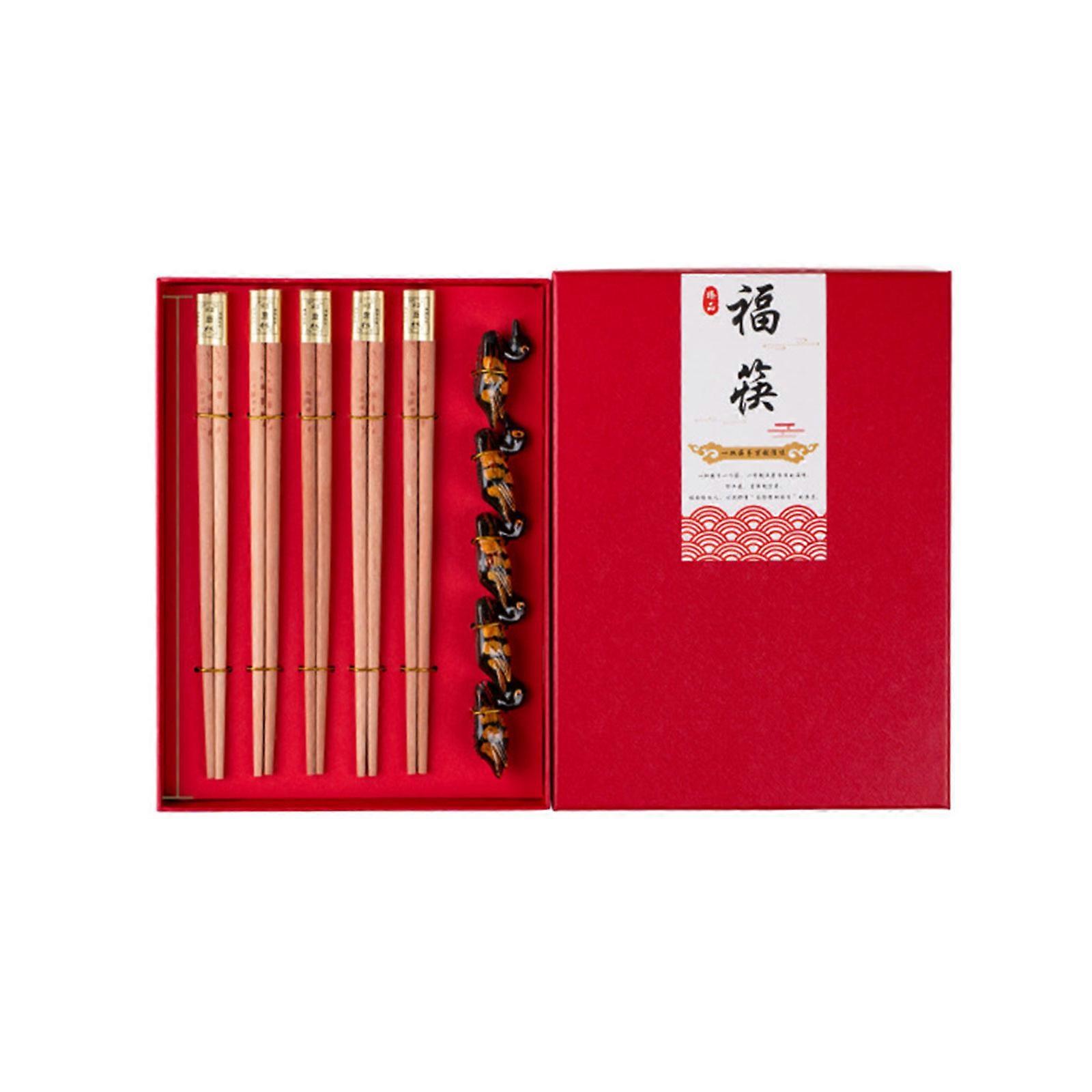 Modern Wood Chopsticks and Rest Set Natural Finish Tableware For Family Dining Sustainable Wooden Dining Utensils Multicolor