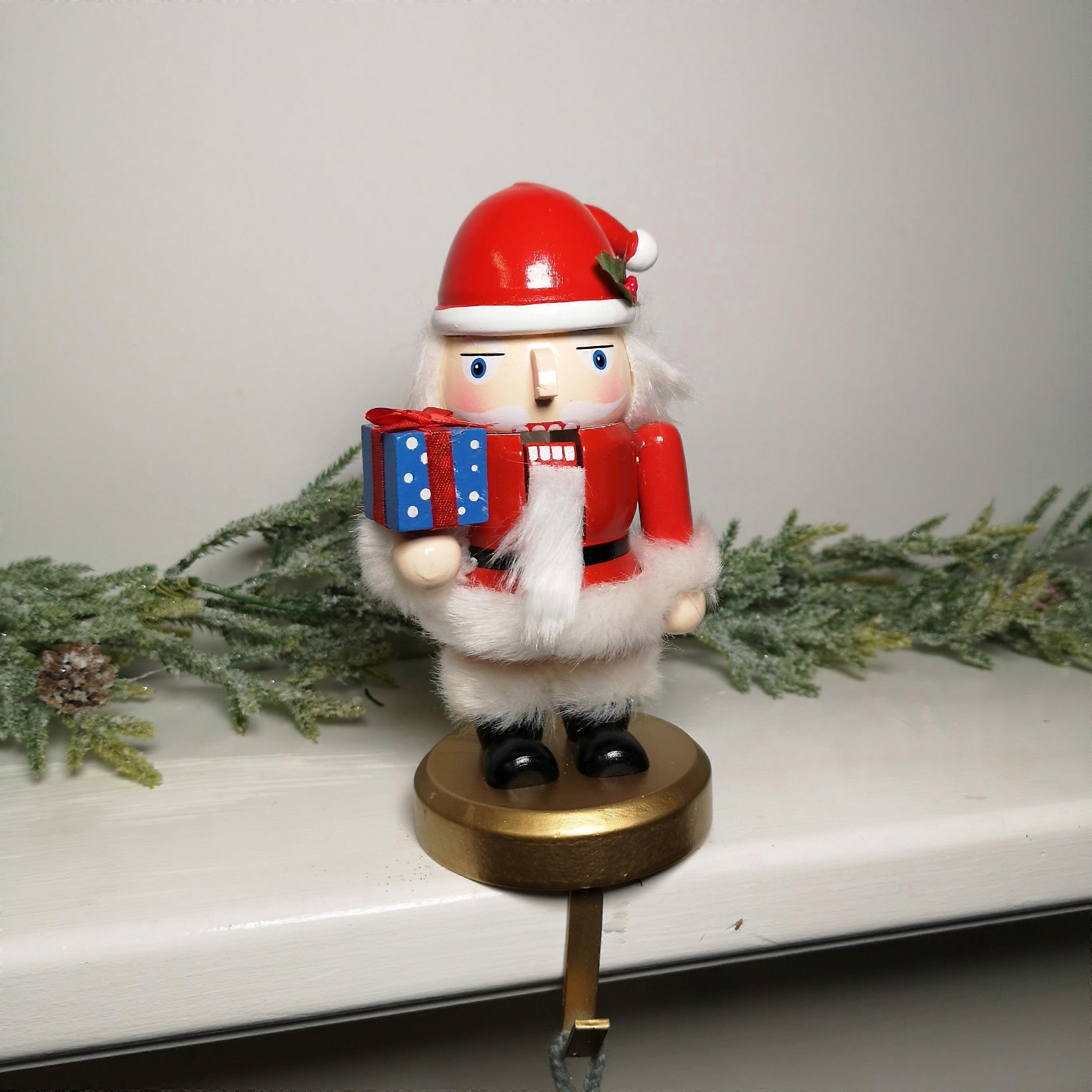 24Cm Premier Wooden Christmas Santa Nutcracker Stocking Holder