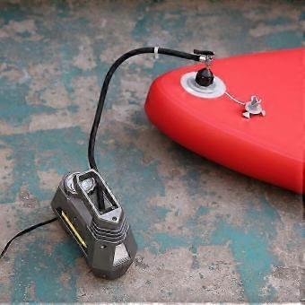 Kompakter Adapter für Luftpumpe, geeignet für SUP-Boards und Kajaks.