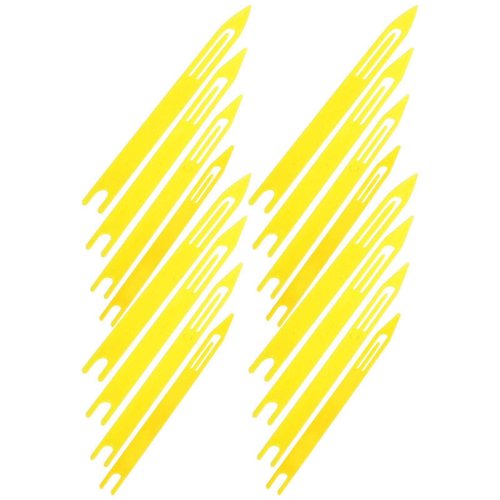 Yellow Portable Fishing Net Repair Shuttles Made of Durable Plastic for Daily Use and Various Netting Tools 4.5 Inches