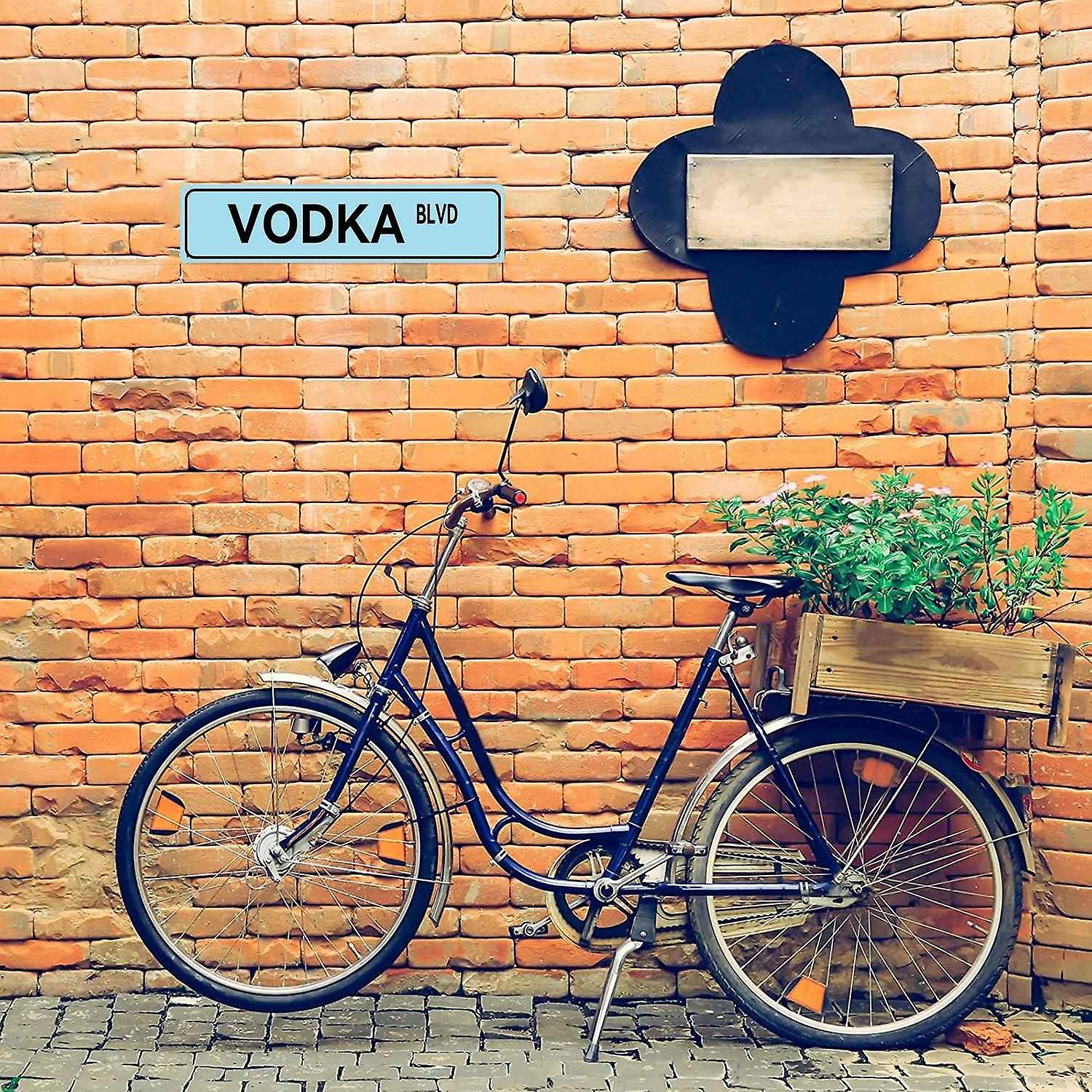 Vintage Vodka Blvd Wandschild Aus Metall – Cooles Deko-Schild Für Bar Oder Wohnzimmer
