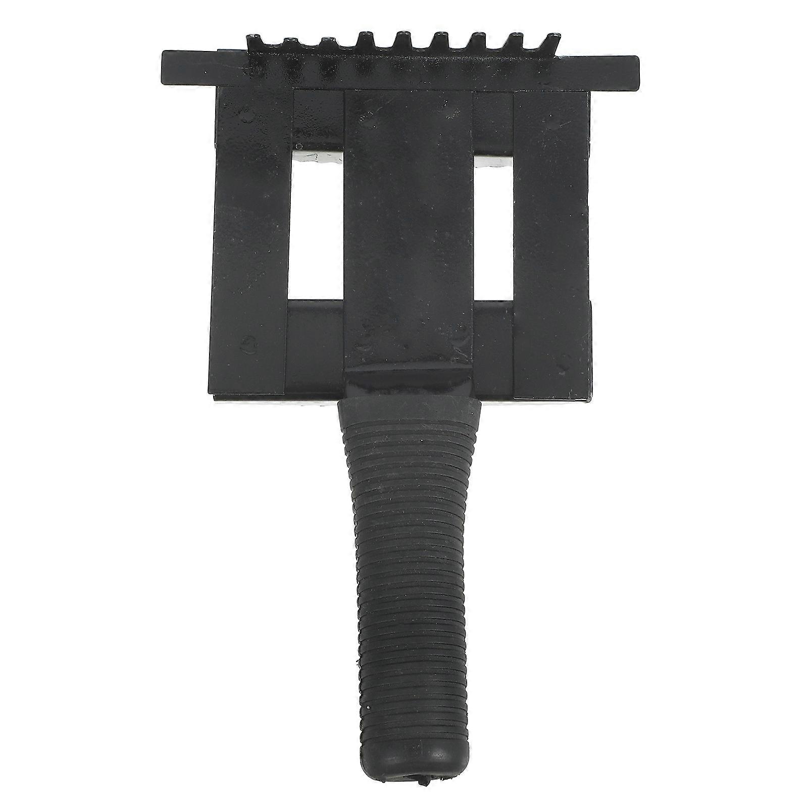 It seems like you're describing a product listing or trying to create a compelling product title or description for a **cattle grooming brush**.