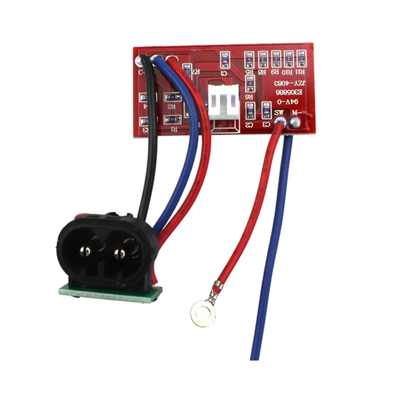 Hiustenleikkuutarvikkeet kokoonpanoemolevyllä WAHL-osien vaihto