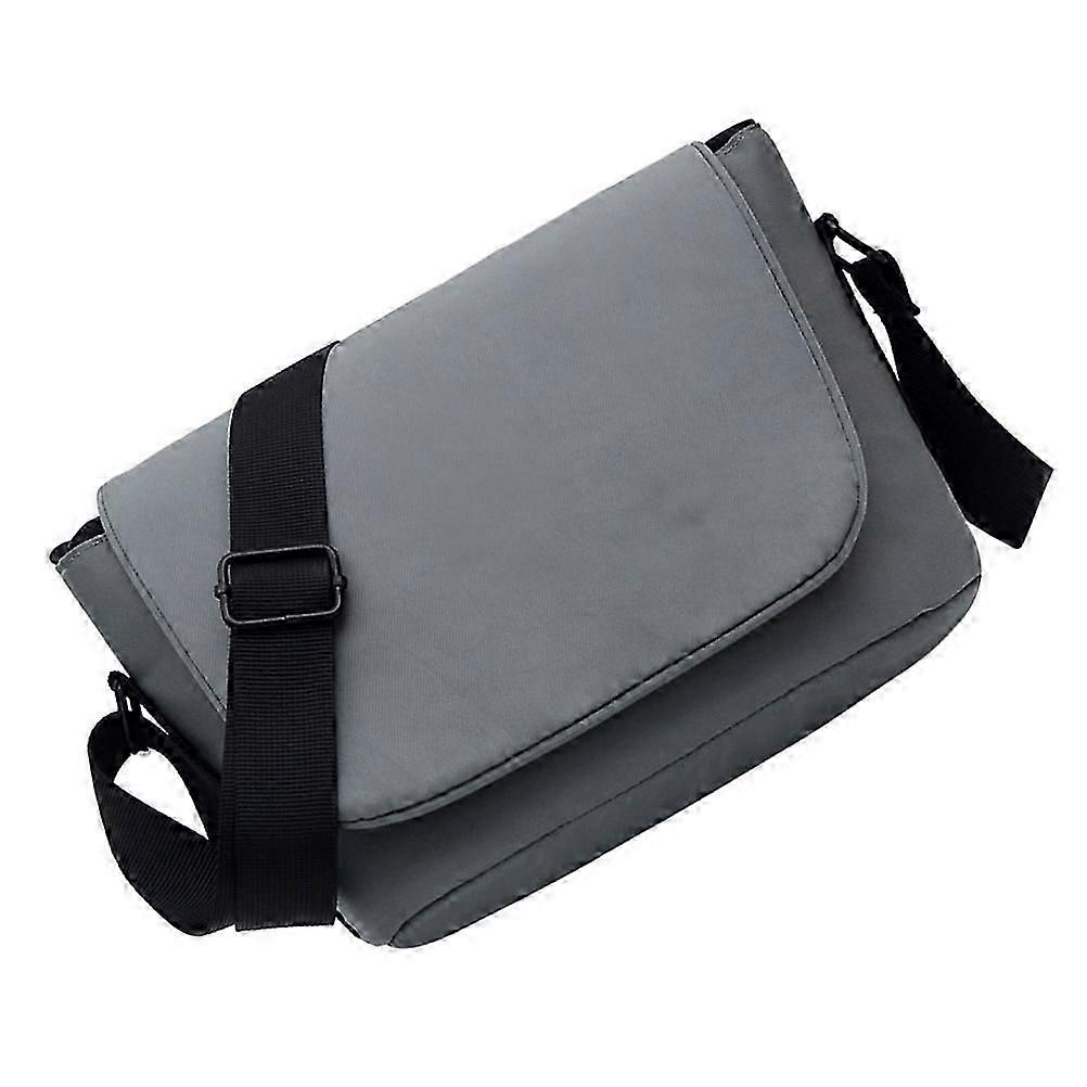 Bolsa protetora cinza para câmera DSLR.
