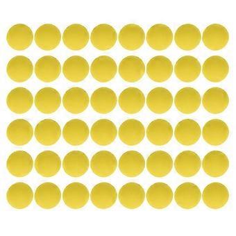 48 bolas de espuma EVA, macias e seguras, ideais como substitutas para jogos em ambientes internos e externos. Cor: amarelo. Perfeitas para encontros familiares e festas.
