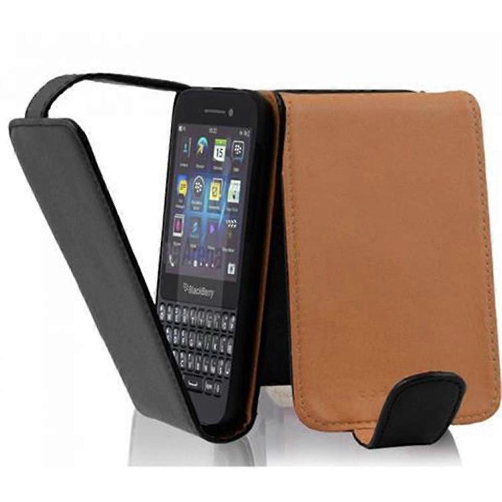 Case compatible with Blackberry Q5, flip case - with textured surface