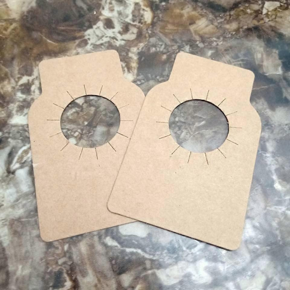 100 Pieces Wine Bottle Tags for Wine Racks and Cellars Wine Bottle Label Tags Blank Wine Bottles Tag Racks Bottle Labels Hang Tags, 5.7 x 8.9cm, Brown