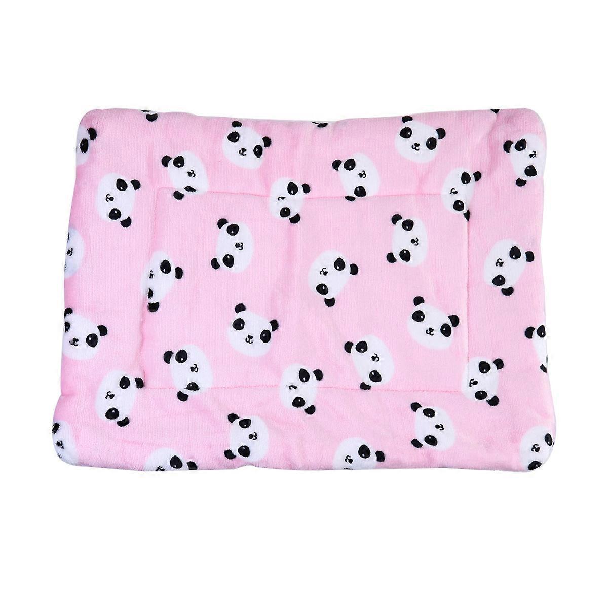 Pet Coral Fleece Blanket Delivering Soft Warmth for Large Dogs