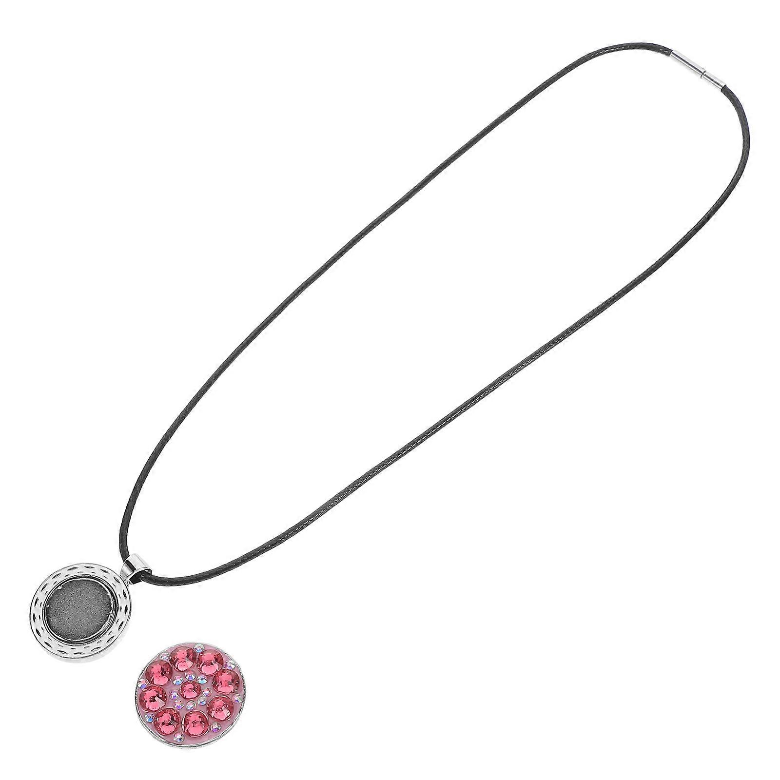 Elegant Golf Necklace With 4Pcs Ball Marker For Women Golf Enthusiasts In Red Color For Multifunctional Use