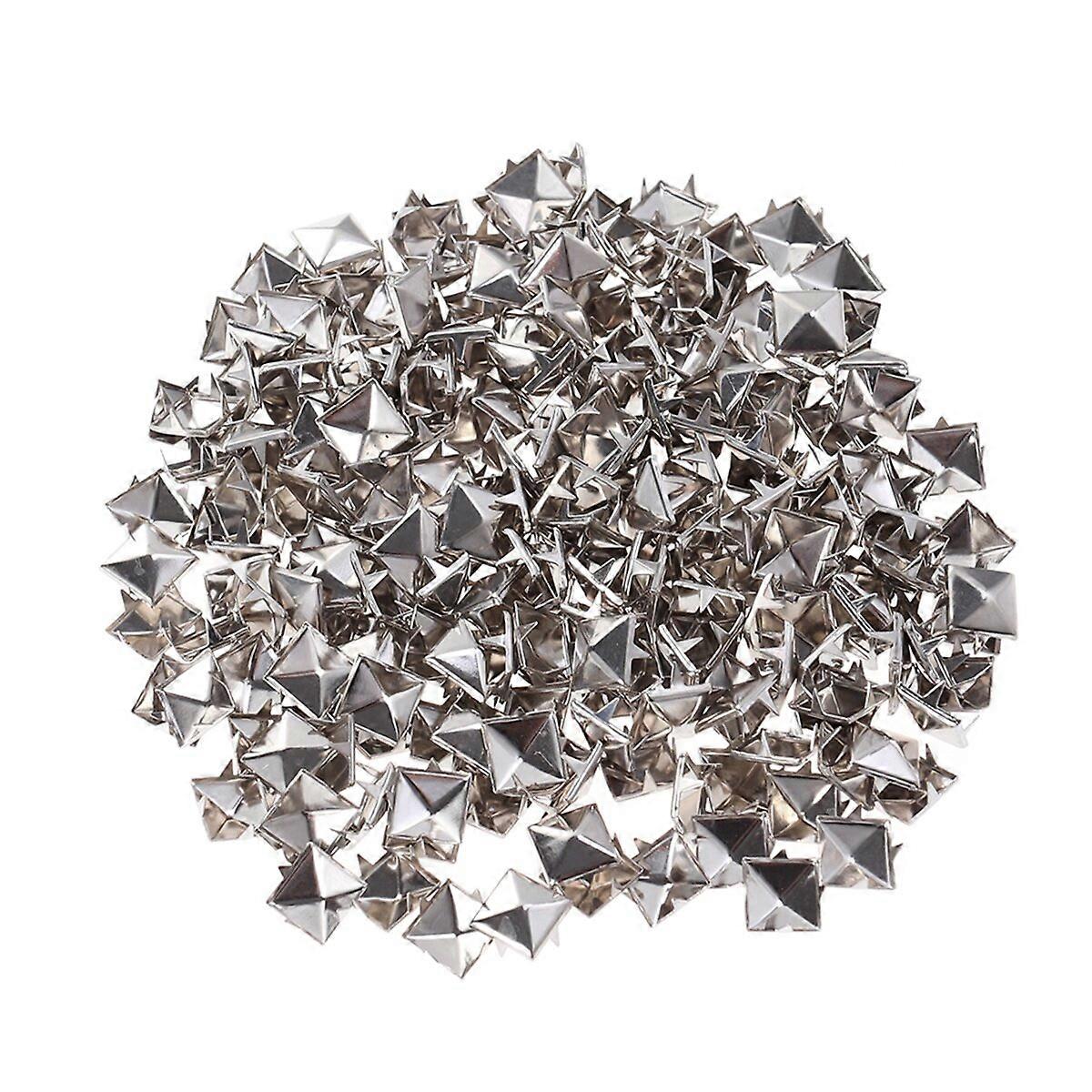 200 Pcs Punk Clothes Pyramid Studs Studs Clothing Punk Studs Costume Square Rivet