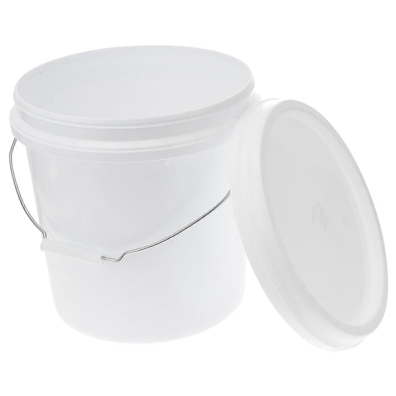 Bucket with lid, sealed container for food, multifunctional storage solution for pet food, camping, portable, practical for daily use.