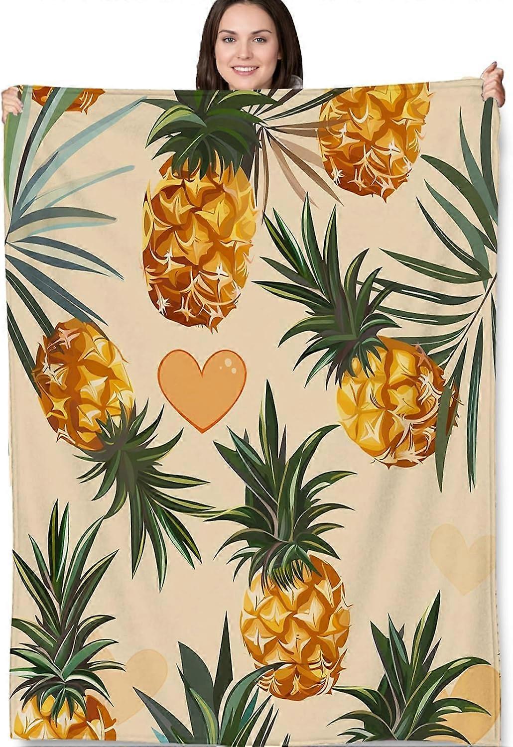 Pineapple Print Blanket Gifts, Tropical Pineapples and Palm Leaves Fleece Throw, Soft and Lightweight Blanket for Summer Vibes, Perfect for Bedroom, L
