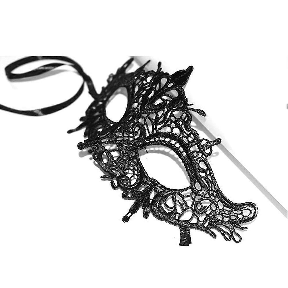 Black Lace Mask Eyecup for Party Use