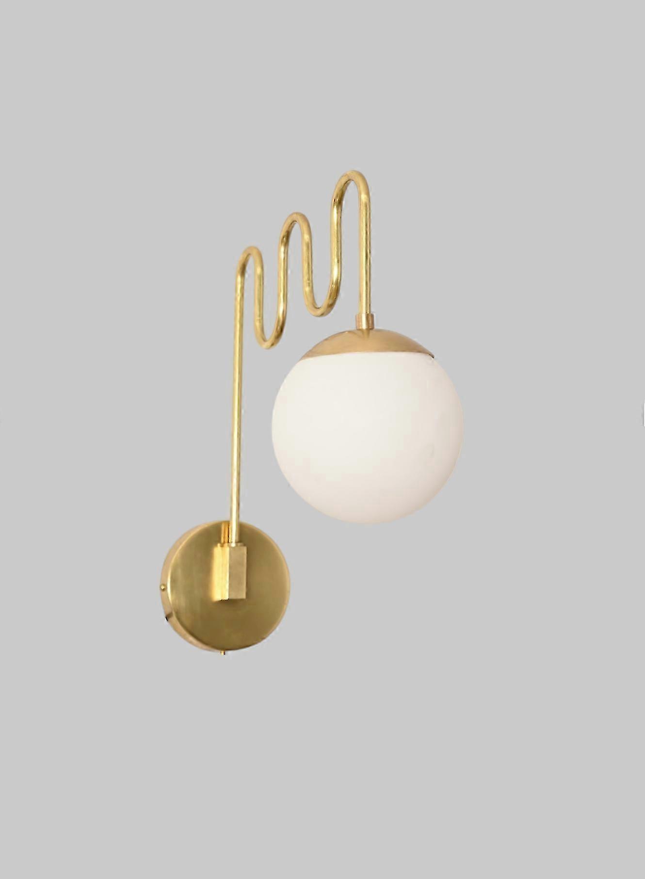 The Big Zigzag Wall Lamp – Bold, Geometric Design For Modern Lighting