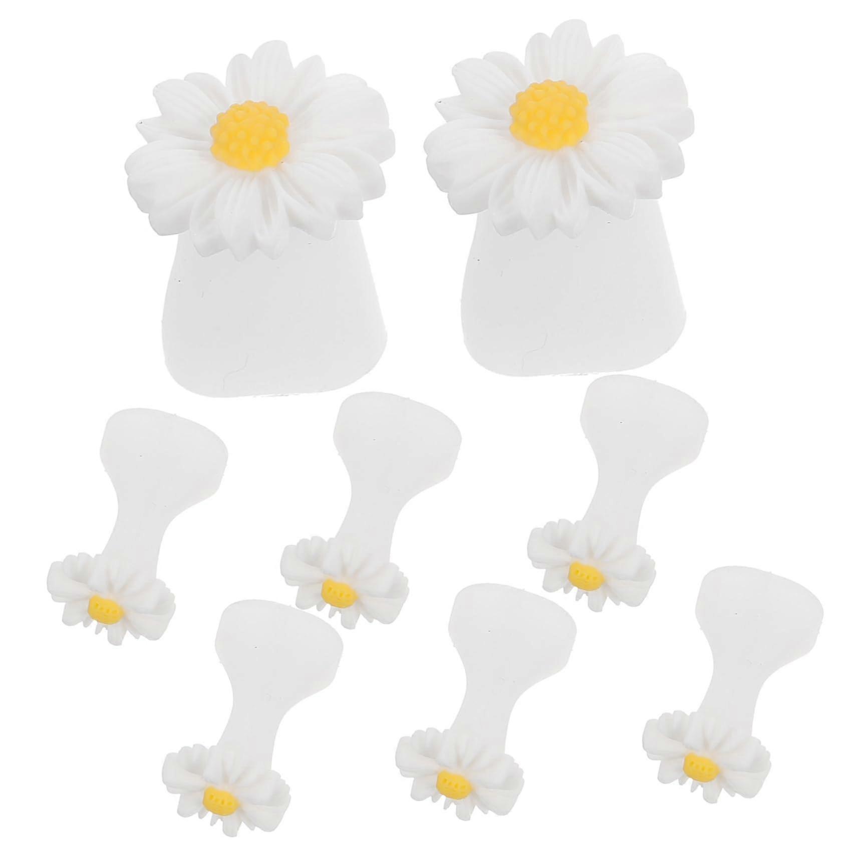 Daisy Flower Silicone Toe Separators for Pedicure and Nail Art, Comfortable 2 Pack