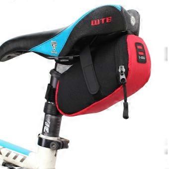 Dual-Zip Folding Saddle Pouch