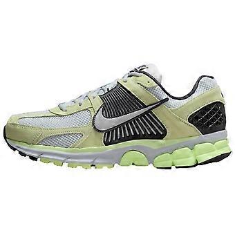 Tênis Nike Zoom Vomero 5 Resistente à Abrasão e Respirável, Cano Baixo, Casual, para Treino e Deslocamento Urbano HF1553-700