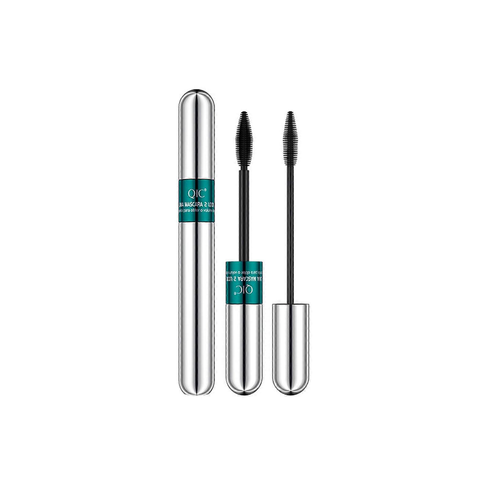 Mascara 4D Volume Boost avec formule résistante à l’eau et sans bavures