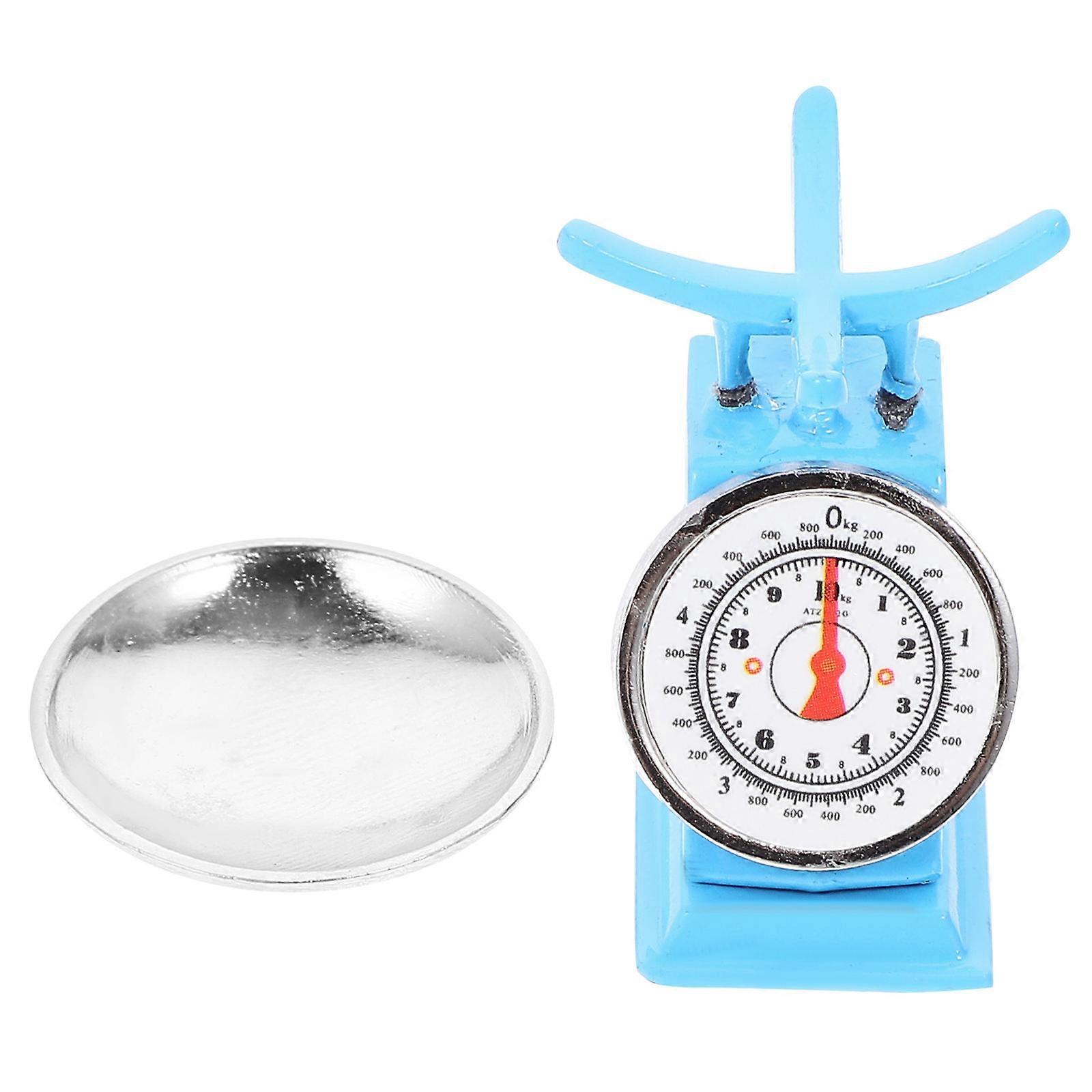 Simulated Mechanical Scale Model for Desktop Ornament with Layout Prop