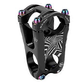 Short stem made of aluminum alloy. 50 mm. compatible with mountain bikes (XC/AM). Fits 31.8 mm handlebars. Black. SO