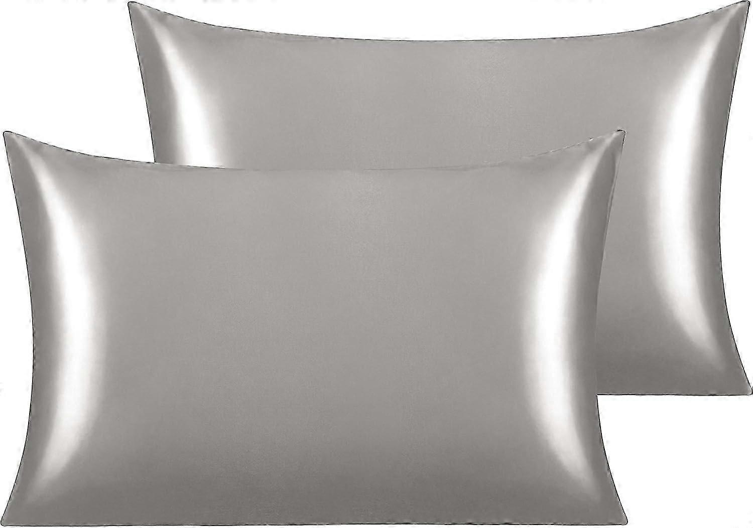 Pillowcase in silk satin Luxurious silk with envelope closure