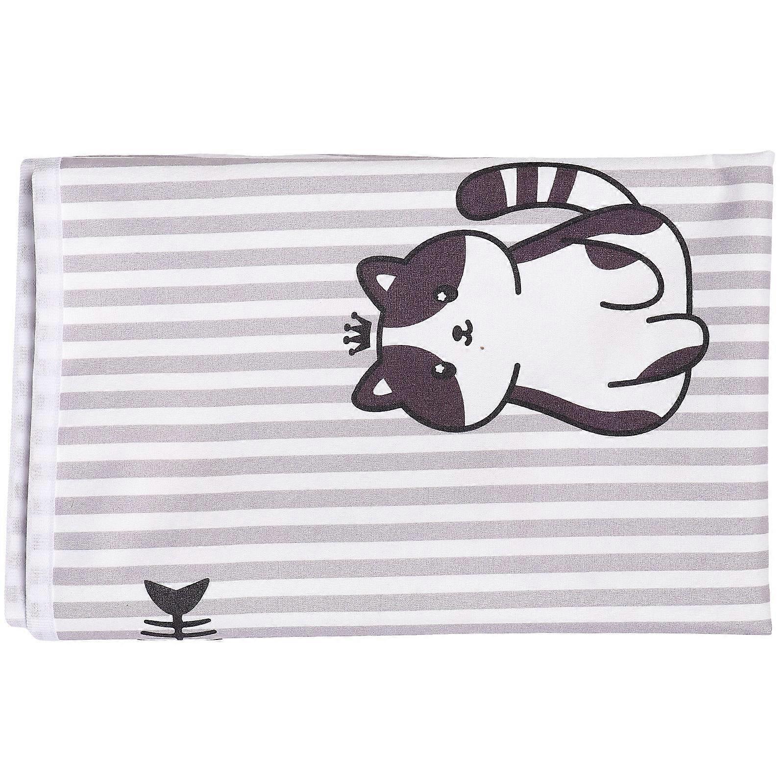 Menstruation Bed Under Pad Breathable Absorbent Feature with Cat Pattern