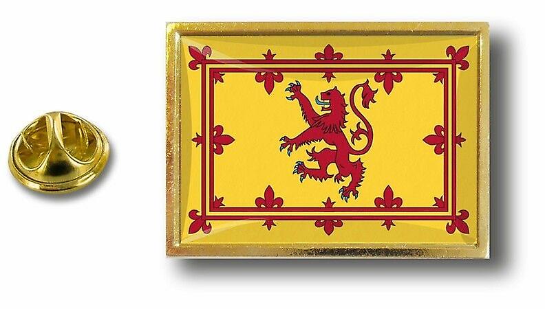 pine pine spins badge pin-apos;s scottish flag scottish royal