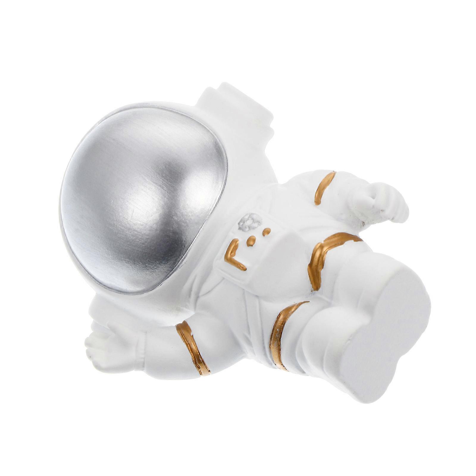 Astronaut Action Figure Resin Astronaut Model Spaceman Figurine Desk Display Outer Space Lovers Fine Craftsmanship 1Pcs
