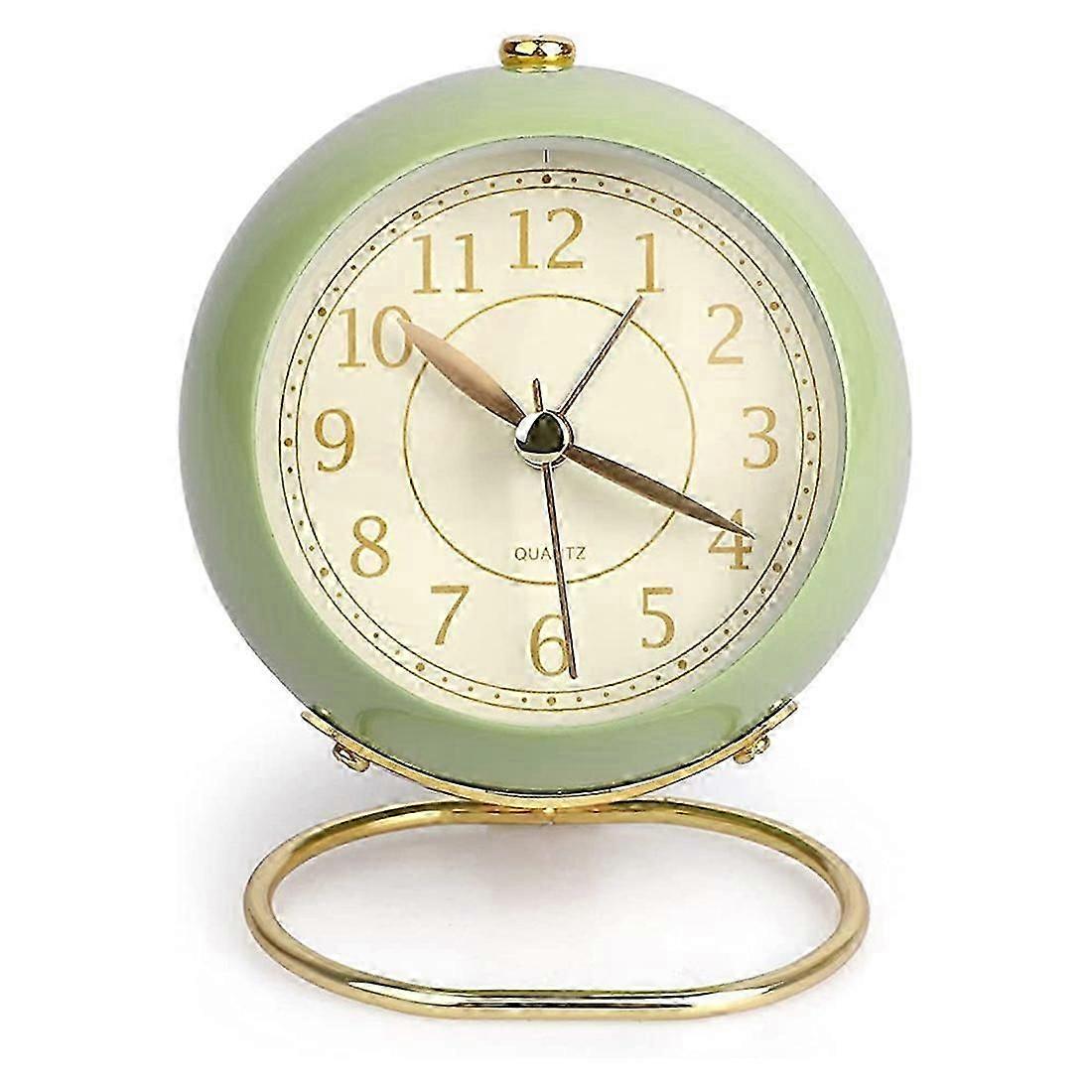 Silent Alarm Clock Bedside Small Table Clock Non Ticking Analogue Retro Alarm Clock with Light Butt