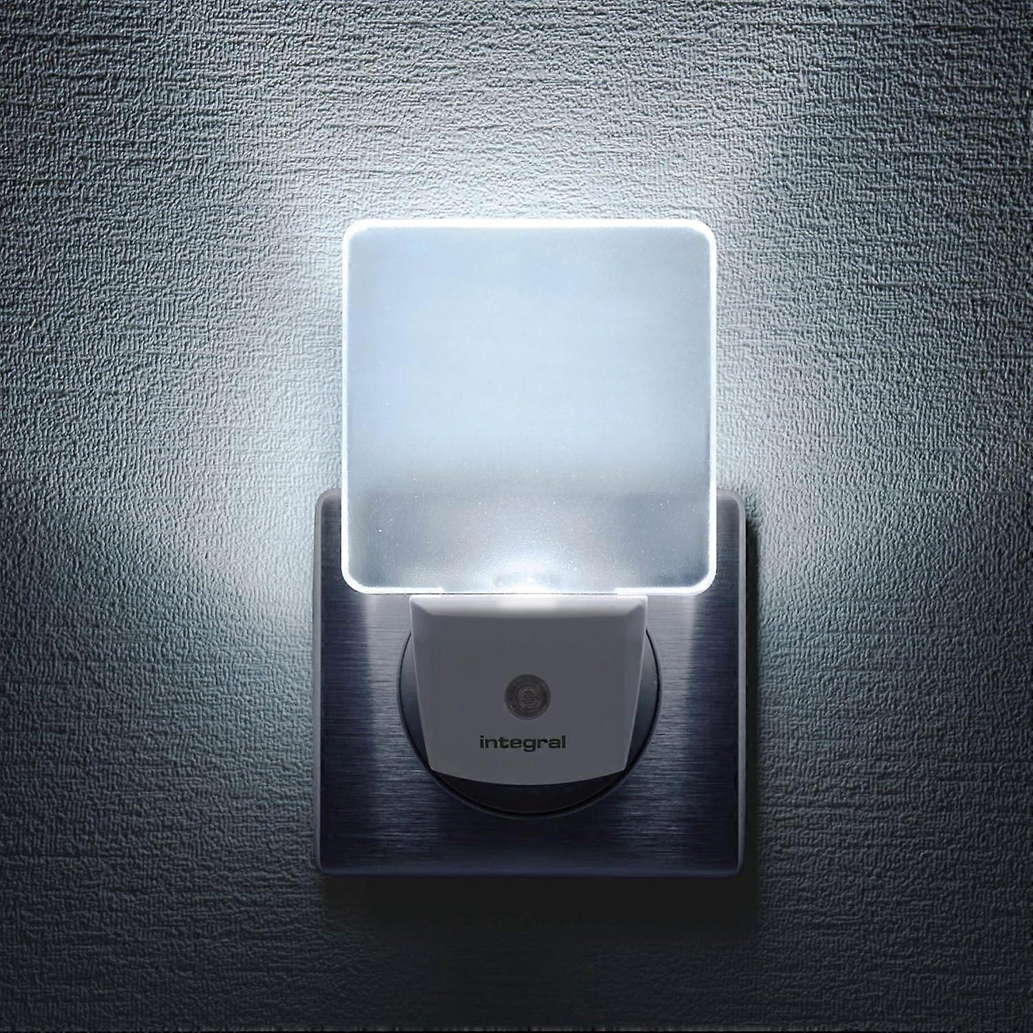 Integral LED night light, 2 pieces, with automatic sensor, day / night, socket, matt white