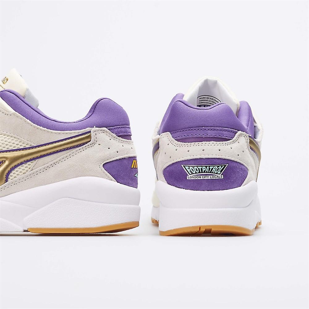 Mizuno X Footpatrol Sky Medal D1G183052 universal all year men