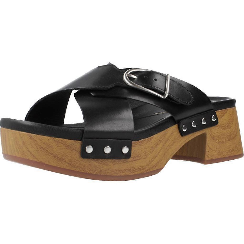 Clarks Sivanne Walk Clogs