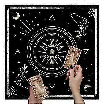 48 cm:n pehmeän sametin tuntuisen tarot-alusta.