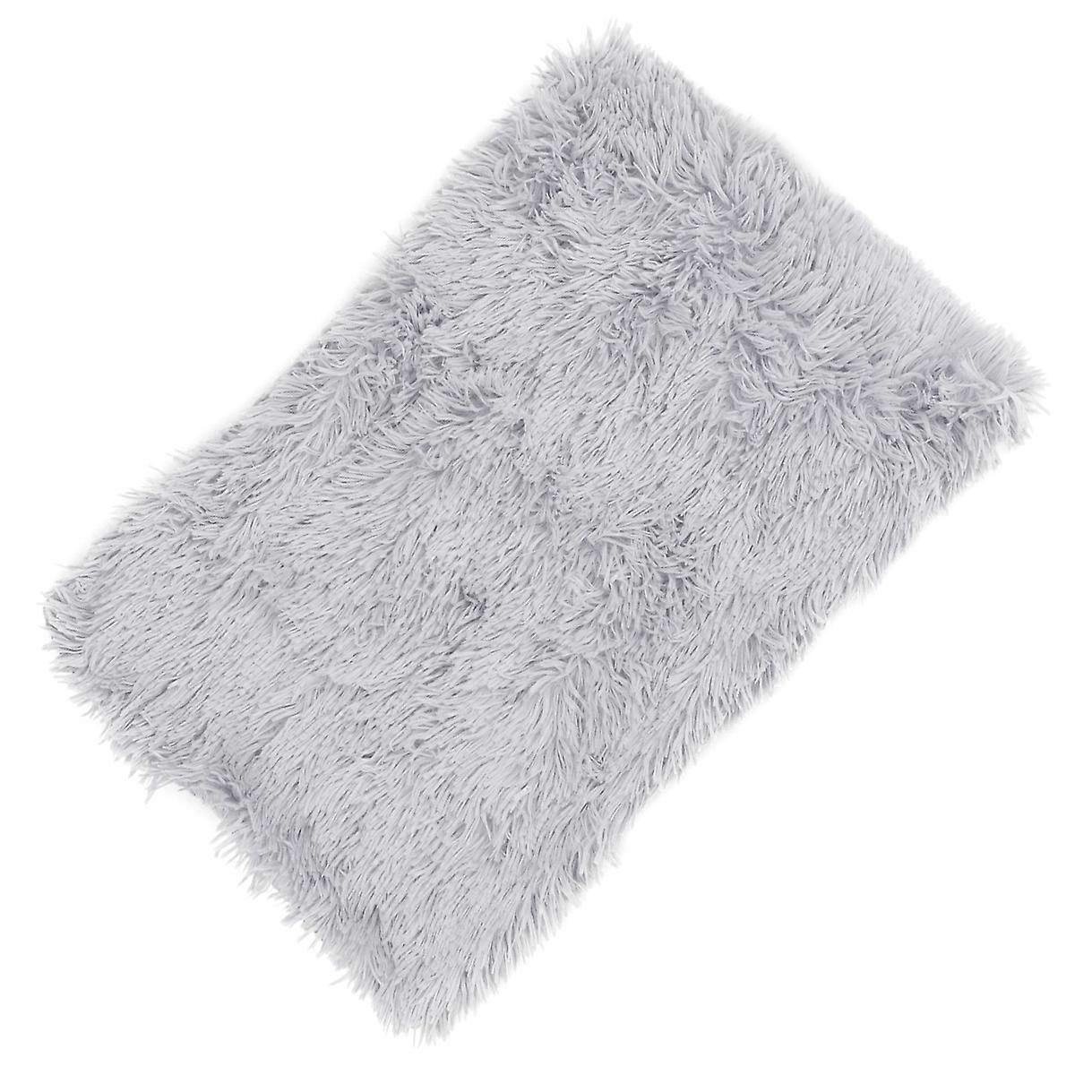 Comfortable Plush Pet Blanket   Warm Sleep Mat for Dogs & Cats, Soft Material for Cuddling, Light Grey, Winter Use