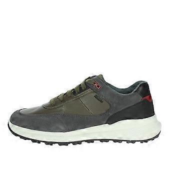 Baskets basses u36e0a 02285 vert