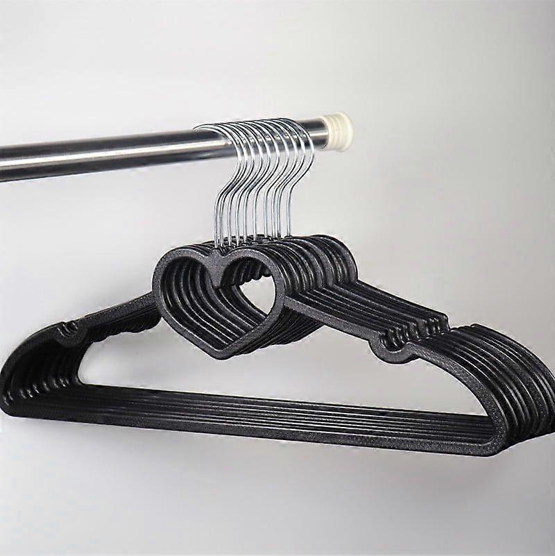 Space-Saving Heart-Shaped Slim Hangers