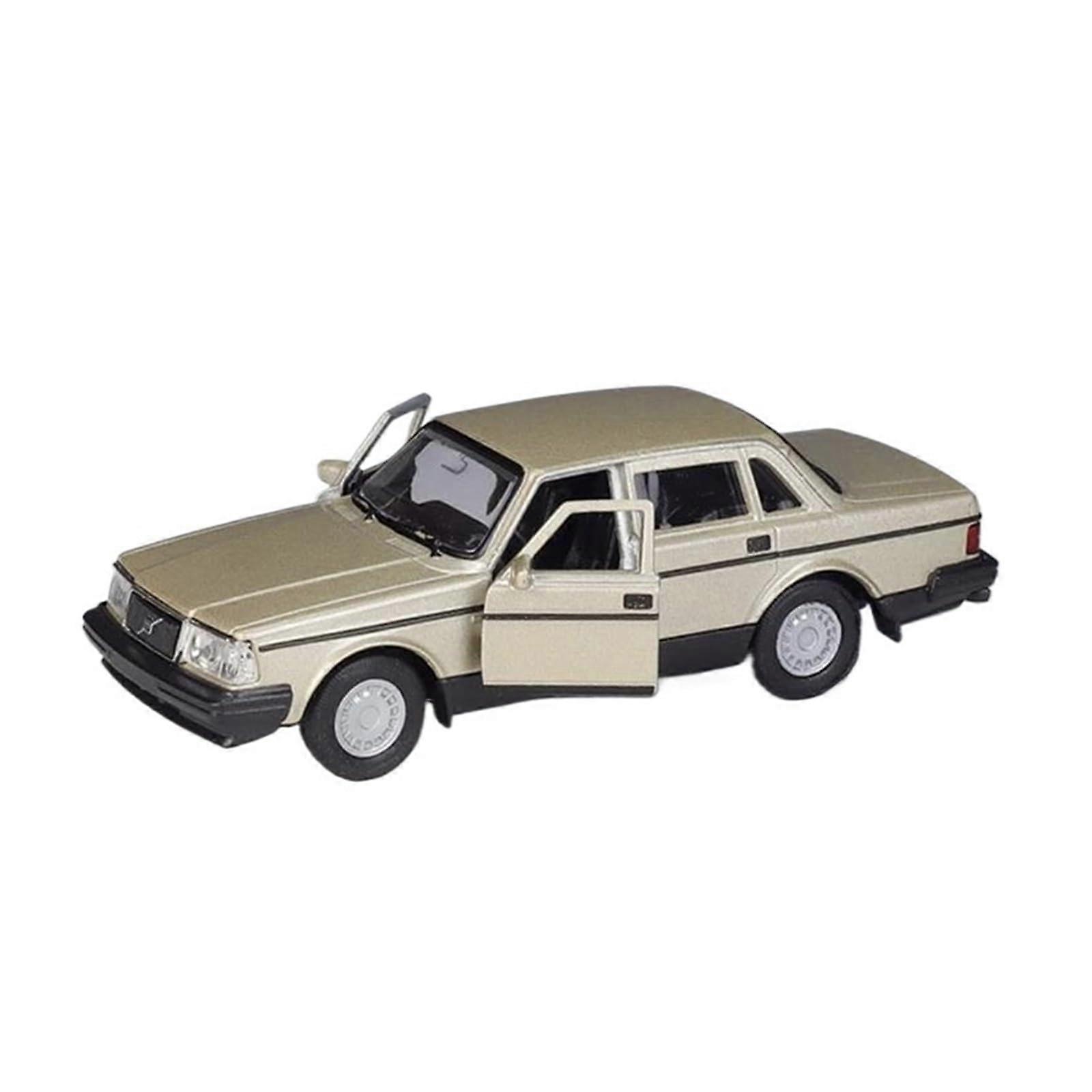 Miniature Models 1:36 For Volvo 240 GL Alloy Classic Vehicles Model Simulation Diecast Metal Toy Retro Car Model Collection Faithful Replica