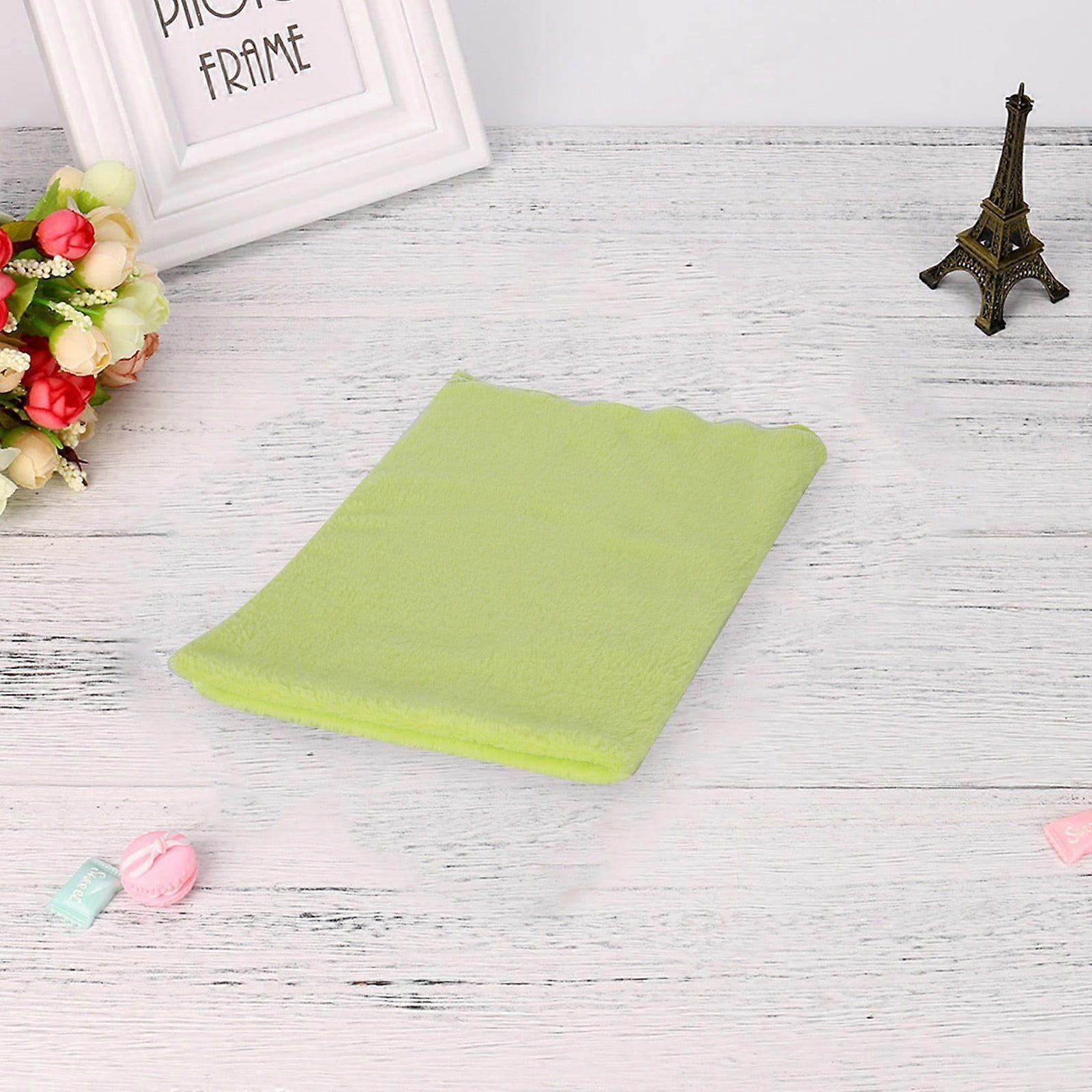 TERGAYEE Extra Soft Plush Fleece Throw Blanket, 27.55*39.37in Super Warm and Soft Blankets for Couch, Lightweight Super Sohiswieee1218